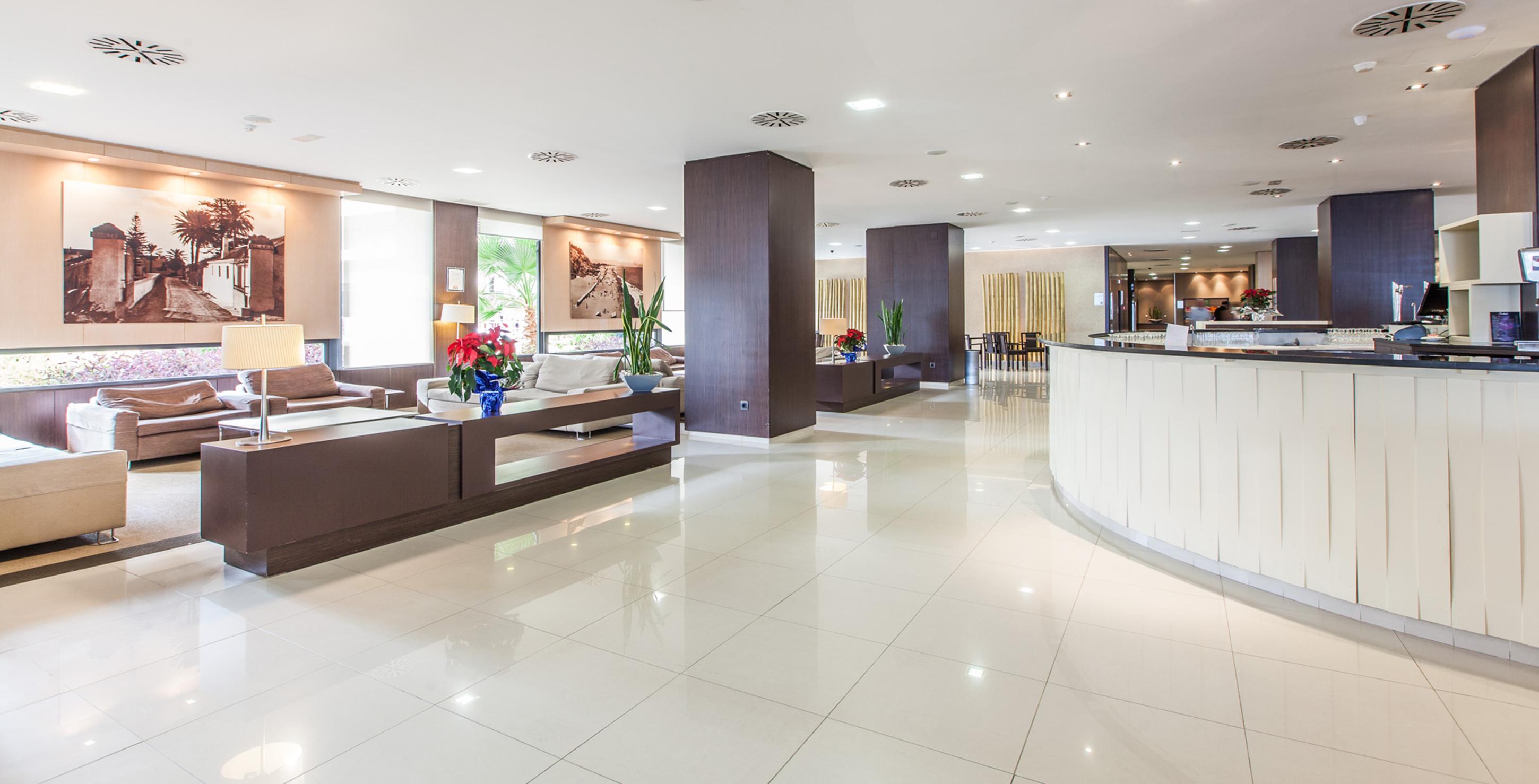 Bluesea Gran Cervantes Торремолинос Экстерьер фото