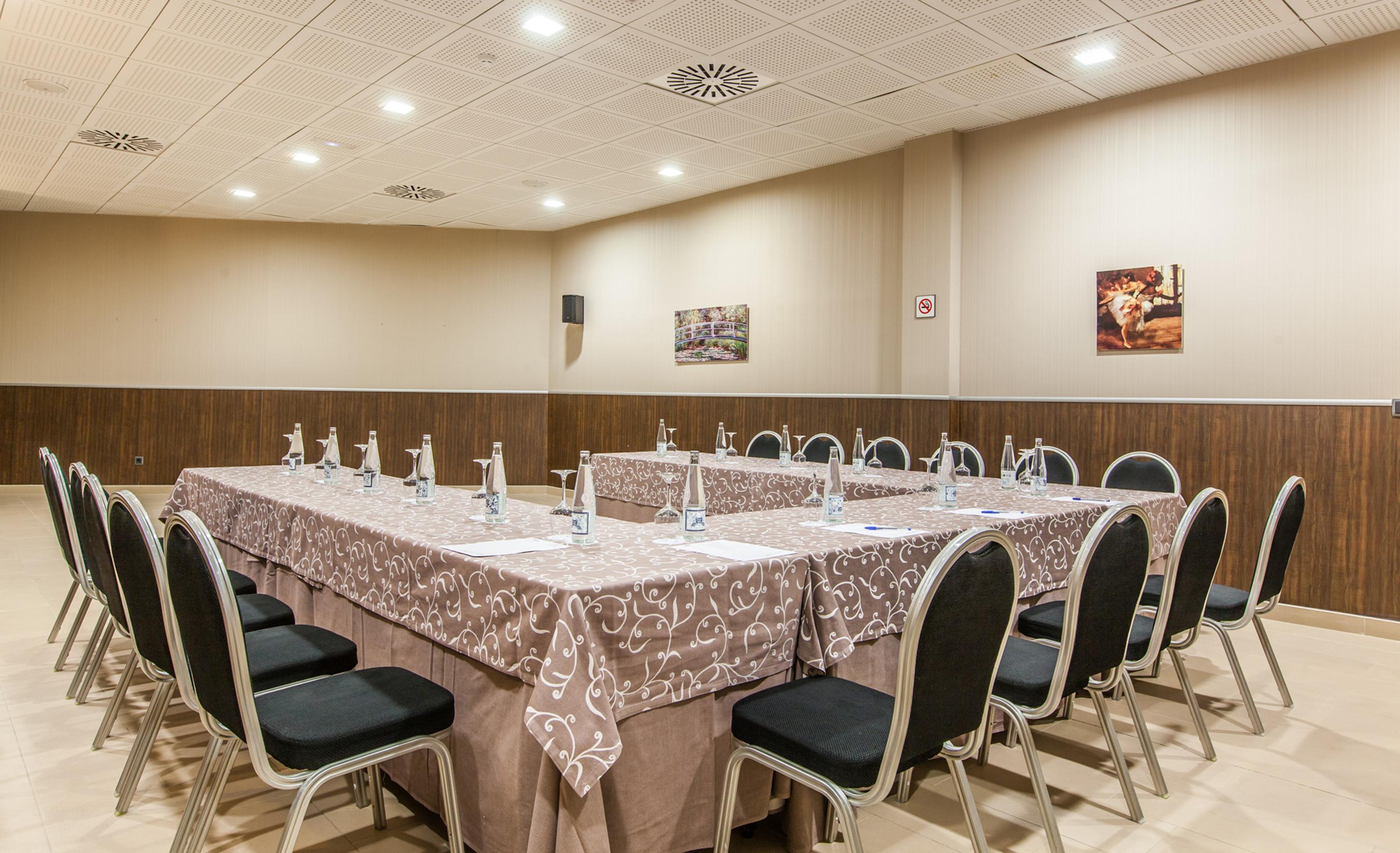 Bluesea Gran Cervantes Торремолинос Экстерьер фото