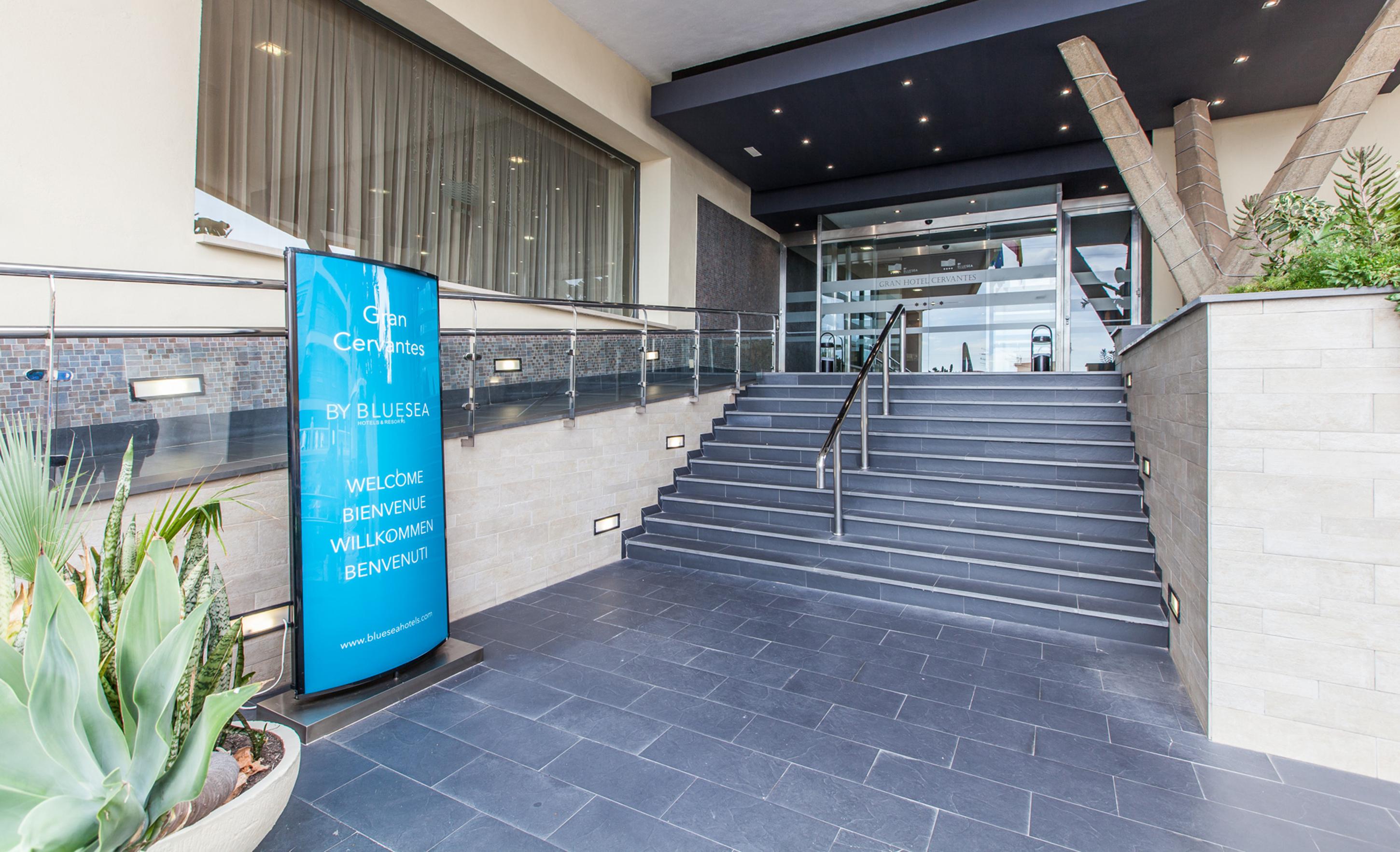 Bluesea Gran Cervantes Торремолинос Экстерьер фото