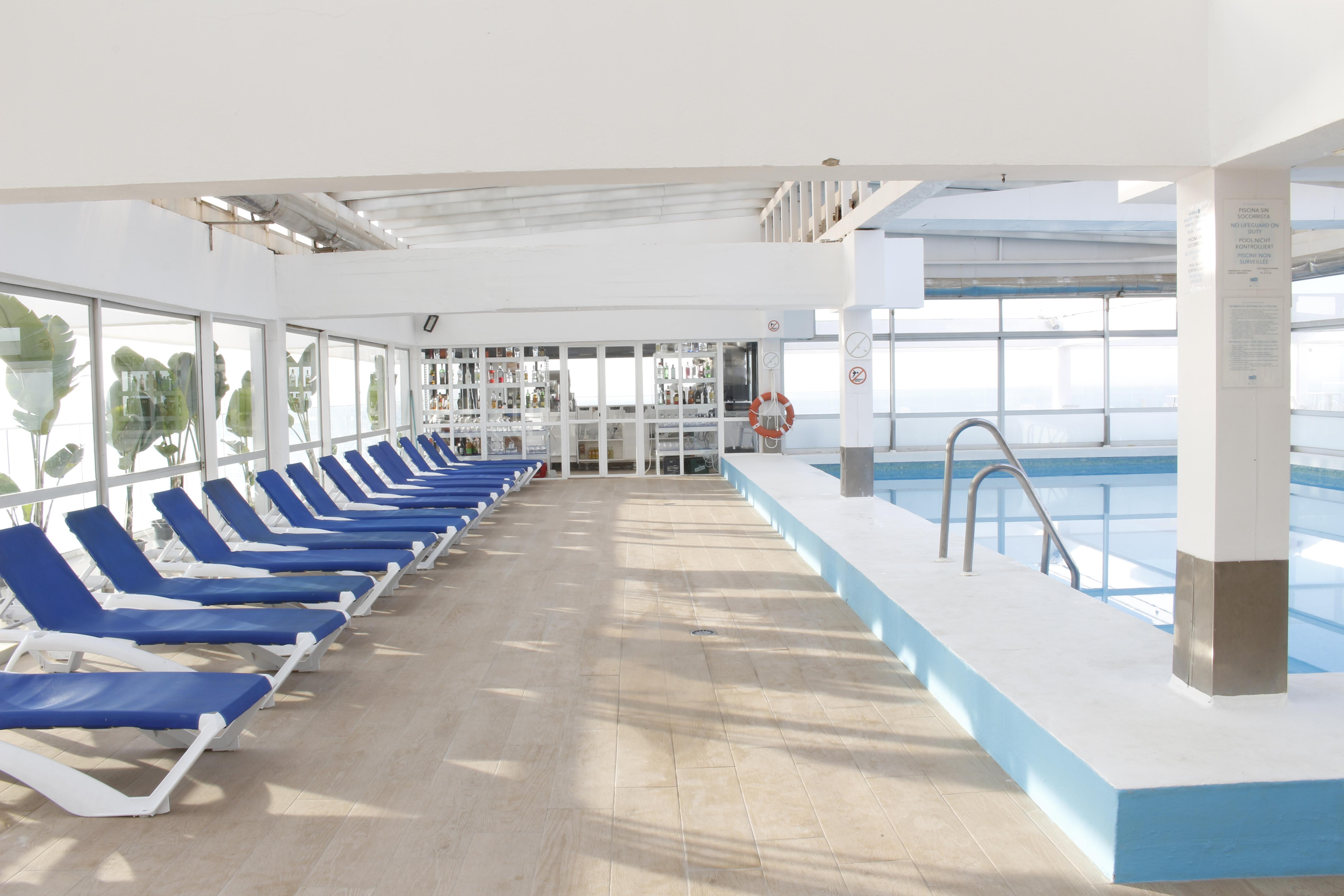 Bluesea Gran Cervantes Торремолинос Экстерьер фото