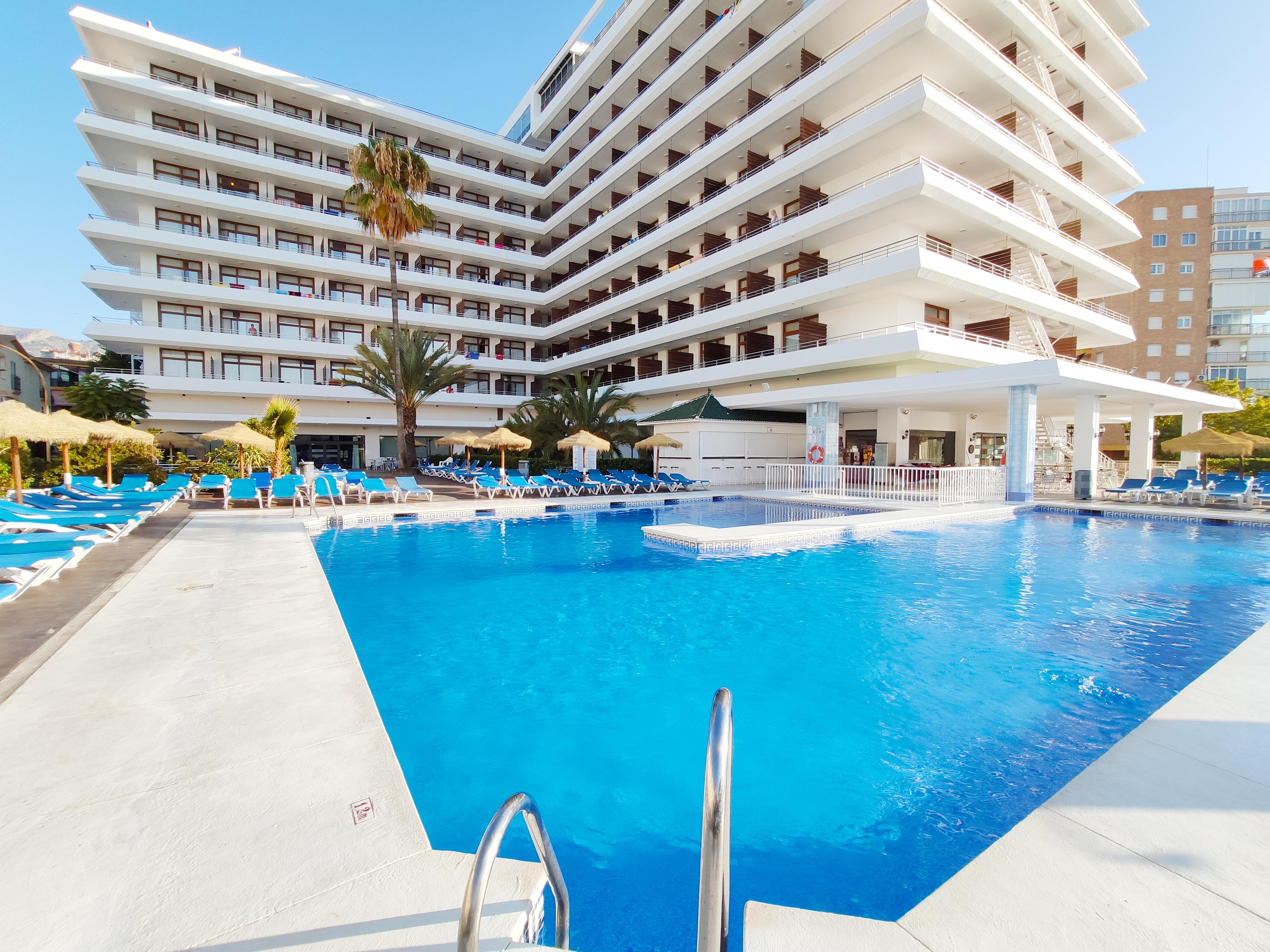 Bluesea Gran Cervantes Торремолинос Экстерьер фото