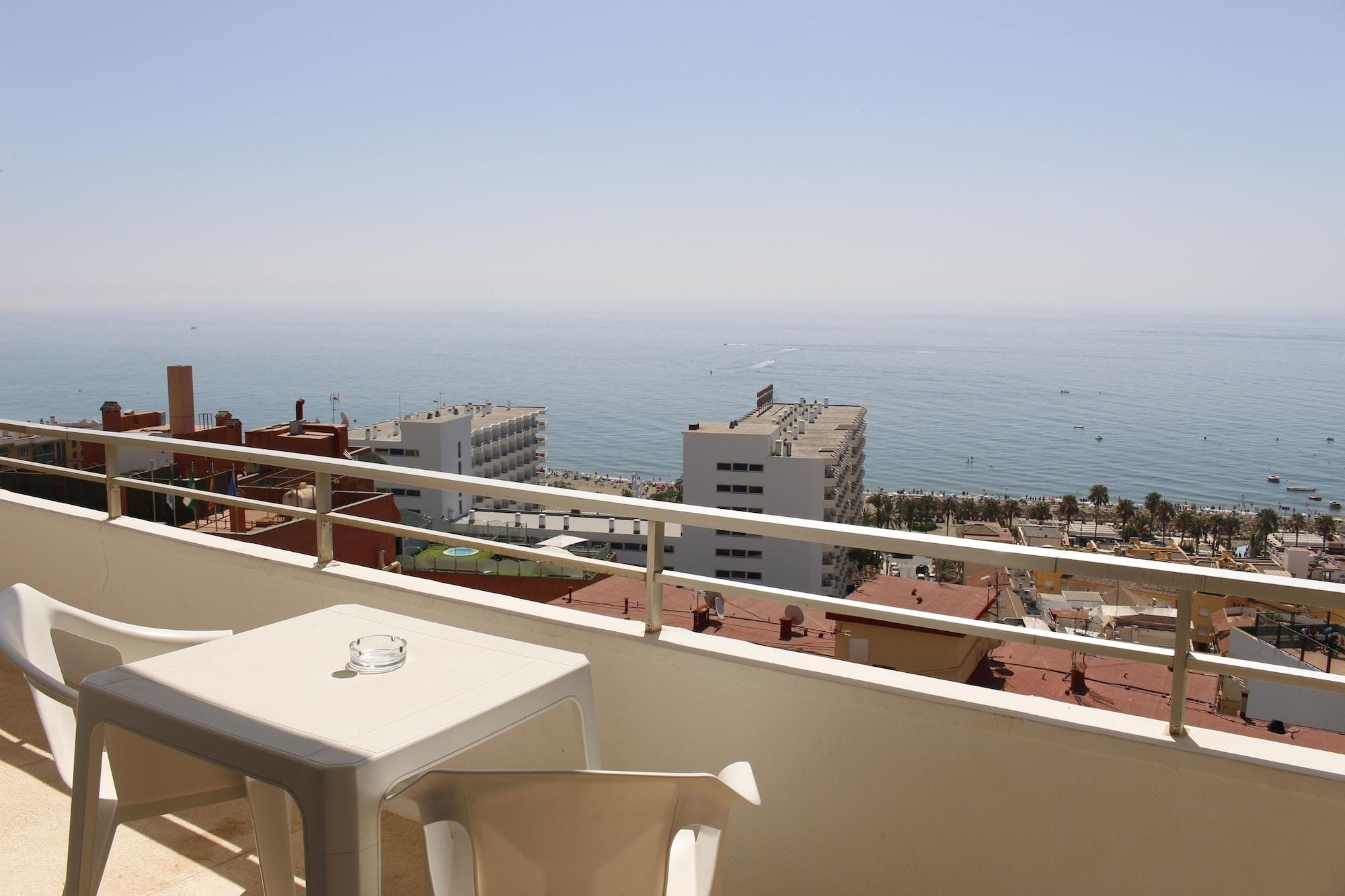 Bluesea Gran Cervantes Торремолинос Экстерьер фото