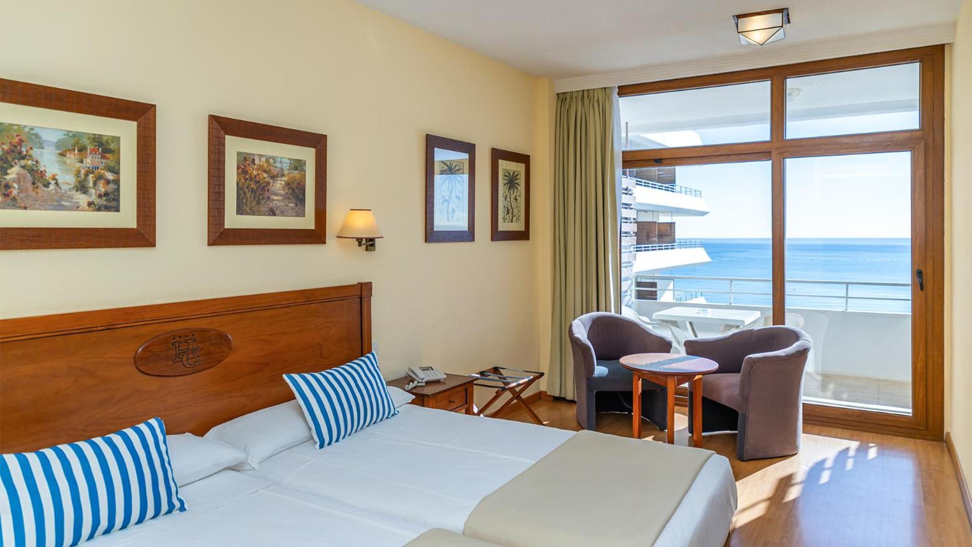 Bluesea Gran Cervantes Торремолинос Экстерьер фото